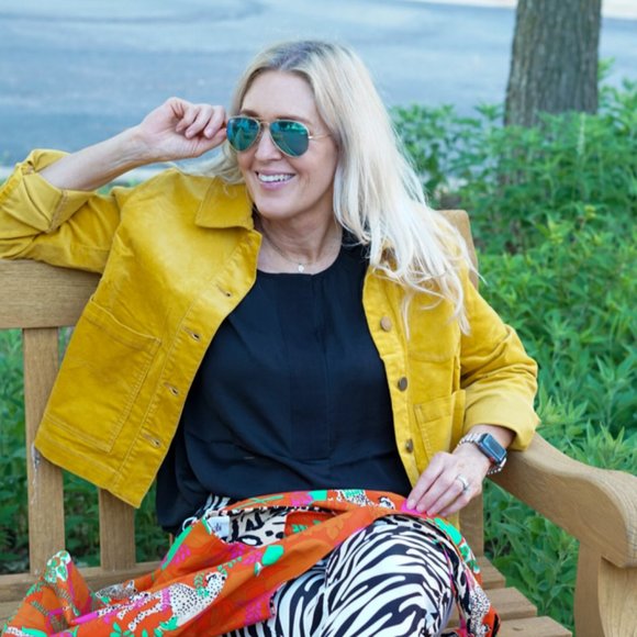 cabi Black Snap Blouse - Size Small - EUC - Picture 2 of 6